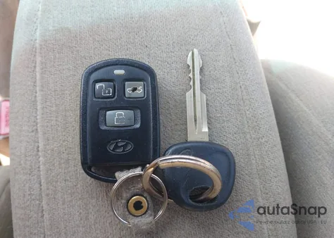 2005 Hyundai Sonata Gls/Lx from USA, damaged, VIN KMHWF35H45A199785